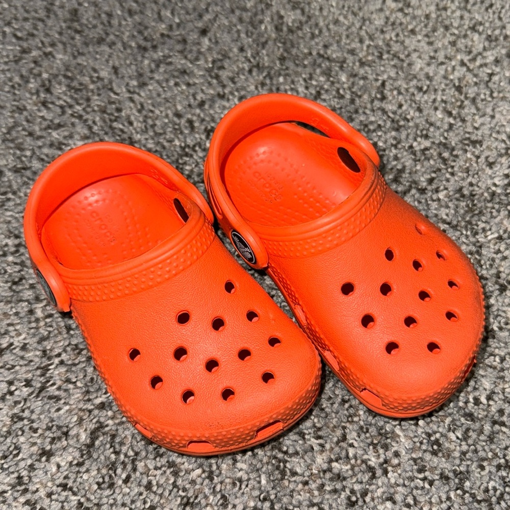 Crocs